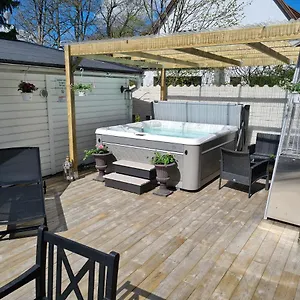 Tg Oasis Oergryte & Rum Göteborg